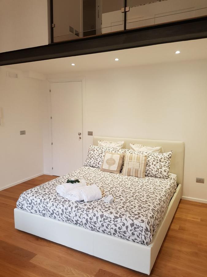 Via Roma Apartment Deluxe Salerno Eksteriør billede